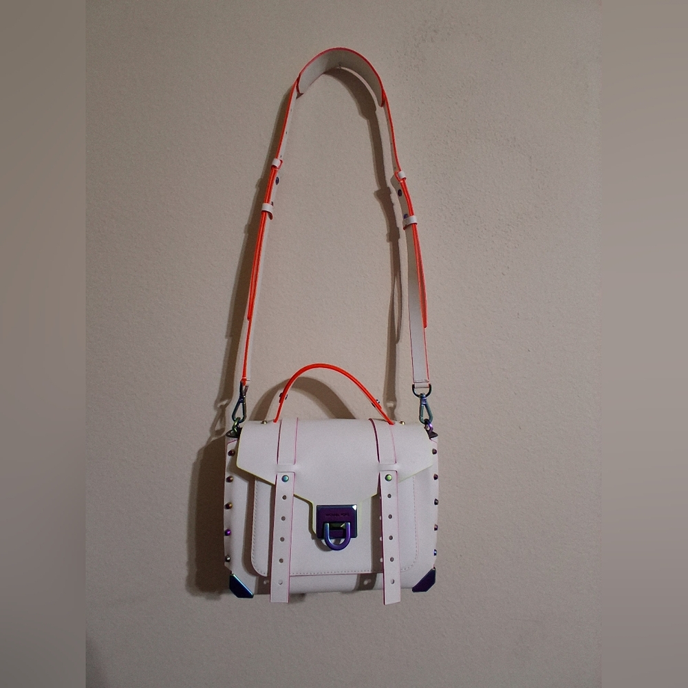 Stylish White Handbag with Orange Accents
